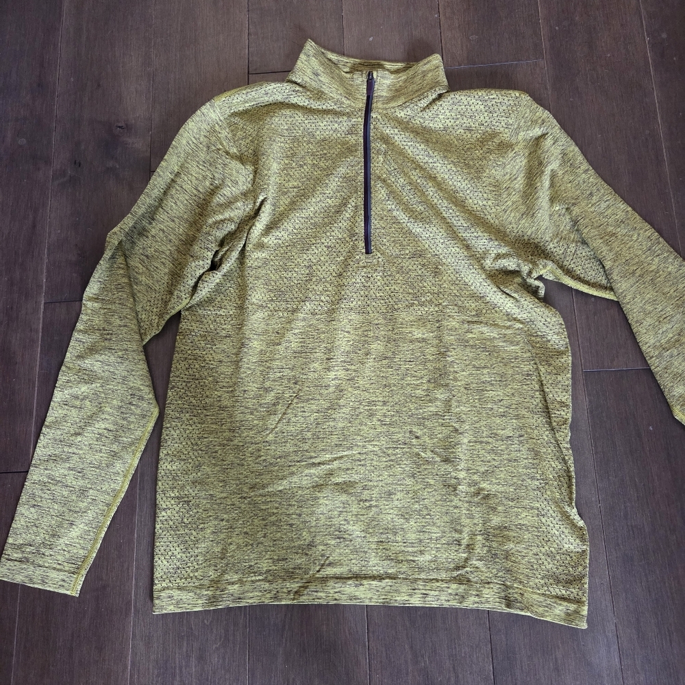Lululemon 1/4 Zip Sz.m